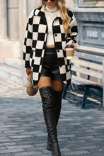 Load image into Gallery viewer, Black Checkered Side Pockets Collared Buttoned Fleece Jacket
