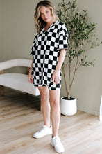 Cargar imagen en el visor de la galería, Black Checkerboard Print V Neck Loose Tee and Shorts Lounge Set
