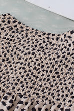 Cargar imagen en el visor de la galería, Khaki Leopard Shirred Round Neck Puff Sleeve Blouse
