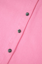 Cargar imagen en el visor de la galería, Bonbon Pearl Beaded Raw Hem Button Up Denim Jacket
