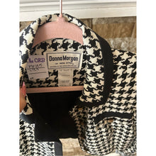 Load image into Gallery viewer, Vintage Donna Morgan Black &amp; White Houndstooth Cropped Blazer with Gold Buttons
