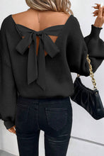 Cargar imagen en el visor de la galería, Black Lantern Sleeve V Neck Knot Back Sweater
