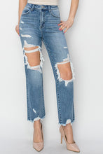 Cargar imagen en el visor de la galería, RISEN High Rise Distressed Crop Straight Jeans
