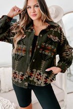 Cargar imagen en el visor de la galería, Green Aztec Print Flap Pockets Long Sleeve Shacket
