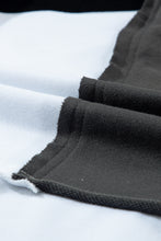 Cargar imagen en el visor de la galería, Black Color Block Exposed Seam Buttoned Neckline Hoodie
