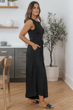 Cargar imagen en el visor de la galería, Black Open Back Wide Leg Jumpsuit
