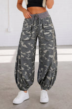 Load image into Gallery viewer, Multicolour Drawstring Contrast Waistband Camouflage Joggers Pants
