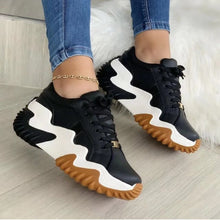 Cargar imagen en el visor de la galería, Lace-Up PU Leather Platform Sneakers
