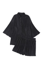 Cargar imagen en el visor de la galería, Black 3/4 Sleeves Pleated Shirt and High Waist Shorts Lounge Set
