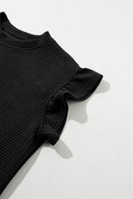 Cargar imagen en el visor de la galería, Black Textured Ruffle Split Top and Drawstring Shorts
