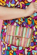 Cargar imagen en el visor de la galería, Strawberry Pink Bohemian Woven Gold Chain Shoulder Bag
