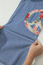 Cargar imagen en el visor de la galería, Myosotis Floral Peace Sign Embroidered Patch Wide Leg Jeans

