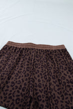 Cargar imagen en el visor de la galería, Brown Plus Size Leopard Short Set
