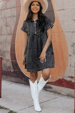 Cargar imagen en el visor de la galería, Black Acid Wash Button Front Collared Short Sleeve Denim Dress
