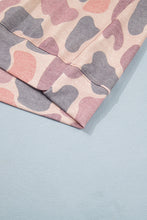 Cargar imagen en el visor de la galería, Multicolour Camo Print Howdy Western Style Baggy Pullover Sweatshirt
