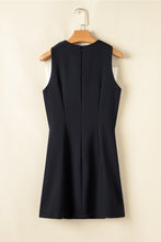 Cargar imagen en el visor de la galería, Black Contrast Bowknot Applique Crew Neck Sleeveless Mini Dress
