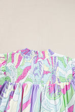 Cargar imagen en el visor de la galería, Green Abstract Print Bubble Sleeve Smock Detail Blouse
