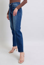 Cargar imagen en el visor de la galería, Judy Blue Full Size Side Seam Detail Straight Jeans with Pockets
