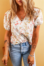 Cargar imagen en el visor de la galería, Beige Boho Floral Lace Trim Short Sleeve Blouse
