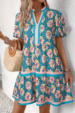 Cargar imagen en el visor de la galería, Green Leopard Floral Short Dress
