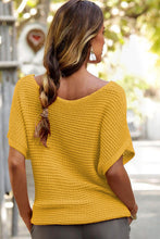 Cargar imagen en el visor de la galería, Ginger Solid Loose Knit Short Dolman Sleeve Sweater
