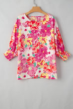 Load image into Gallery viewer, Pink Shirred Cuffs 3/4 Sleeve Floral Blouse
