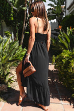 Cargar imagen en el visor de la galería, Black Spaghetti Straps Smocked Front Slit Buttoned Dress
