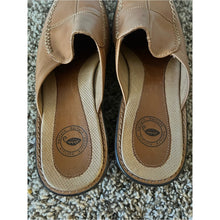 Load image into Gallery viewer, Nurture Women’s 100% Genuine Leather Slide Mules Clogs in Tan
