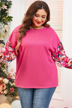 Cargar imagen en el visor de la galería, Bright Pink Floral Patchwork Flounce Sleeve Rib Knit Plus Top
