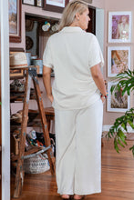 Cargar imagen en el visor de la galería, Beige Plus Size Textured Collared Top and Pants Set
