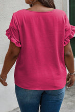 Cargar imagen en el visor de la galería, Bright Pink Ruffled Short Sleeve Plus Size Top
