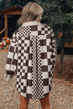 Cargar imagen en el visor de la galería, Brown Checkered Print Patchwork Corduroy Shacket
