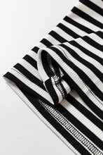 Cargar imagen en el visor de la galería, Black Stripe Colorblock Edge Round Neck Tank Top
