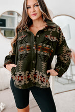 Cargar imagen en el visor de la galería, Green Aztec Print Flap Pockets Long Sleeve Shacket
