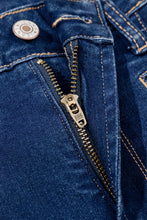Load image into Gallery viewer, Sail Blue Center Seam Deep Wash Straight Jeans
