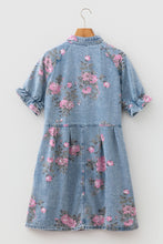 Cargar imagen en el visor de la galería, Sky Blue Floral Print Denim Short Sleeve Button Down Dress
