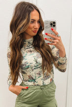 Cargar imagen en el visor de la galería, Green Western Print Long Sleeve Round Neck Slim Top
