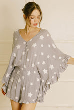 Load image into Gallery viewer, Gray Star Print Crinkle Textured Kimono Ruffle Sleeve Romper

