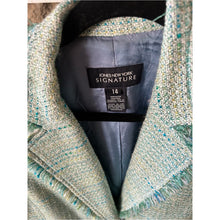 Cargar imagen en el visor de la galería, Vintage Jones New York Teal and Cream Tweed Blazer with Fringe with Cream Buttons
