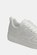 Cargar imagen en el visor de la galería, Forever Link Rhinestone Platform Flat Sneakers White
