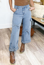 Load image into Gallery viewer, Beau Blue Bowknot Decor Boyfriend Cargo Jeans
