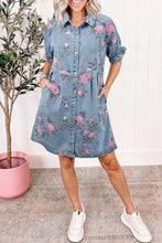 Cargar imagen en el visor de la galería, Sky Blue Floral Print Denim Short Sleeve Button Down Dress
