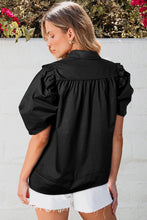 Cargar imagen en el visor de la galería, Black Crisp Puff Sleeve Loose Shirt
