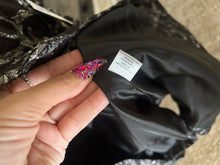 Load image into Gallery viewer, Erin London Black Metallic Patterned Cropped Jacket 80s Vintage
