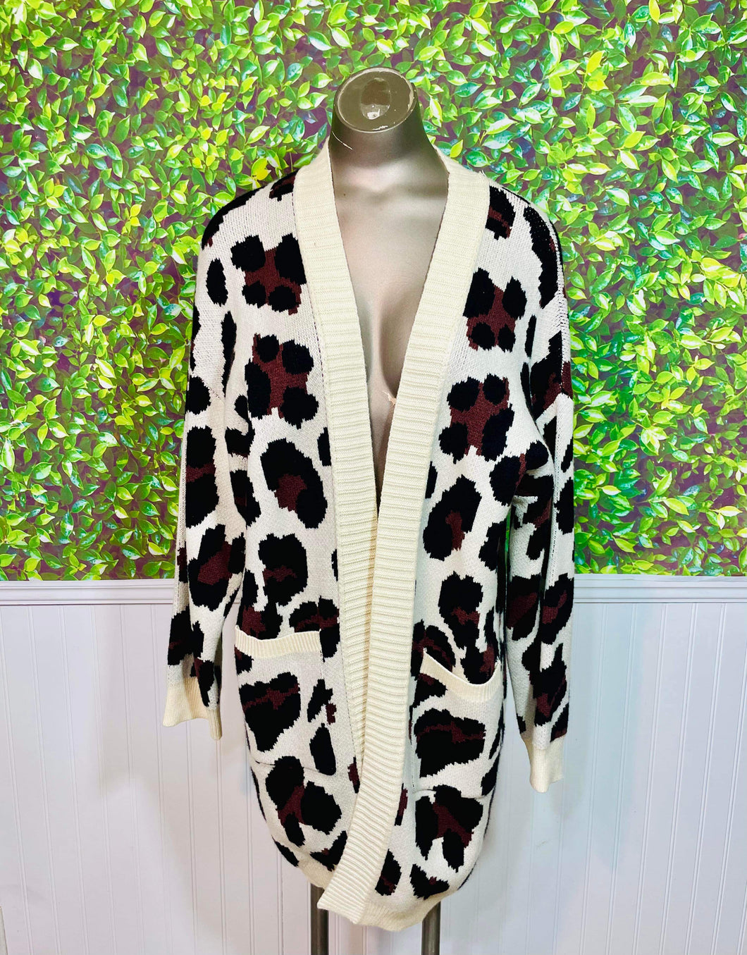Brand New Womens Leopard Print Great Quality Cardigan With Pockets Size Large