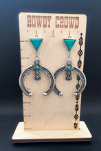 Cargar imagen en el visor de la galería, Moonlight Earrings
