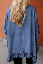 Cargar imagen en el visor de la galería, Dusk Blue Chambray Ruffle Hem Half Sleeve Open Loose Kimono
