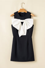 Cargar imagen en el visor de la galería, Black Contrast Bowknot Applique Crew Neck Sleeveless Mini Dress
