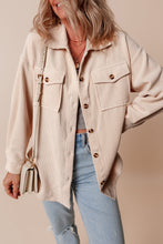 Cargar imagen en el visor de la galería, Oatmeal Corduroy Flap Pocket Button Up Shacket
