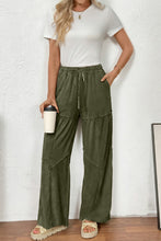 Cargar imagen en el visor de la galería, Vineyard Green Mineral Wash Tiered Wide Leg Patchwork Drawstring Pants
